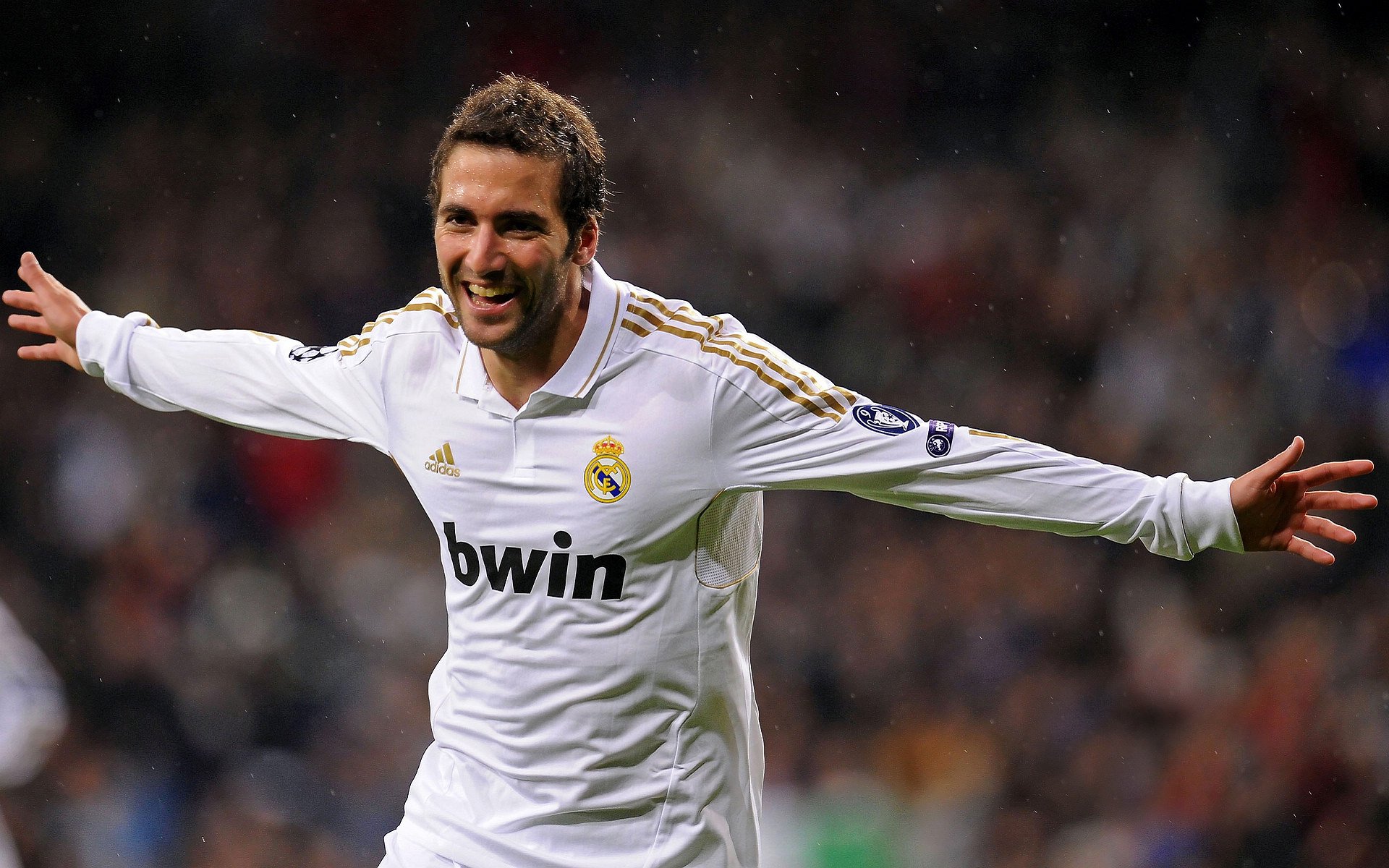 电竞大讲堂面向市民开放传播竞技与礼仪知识，电竞大赛的宣传方案